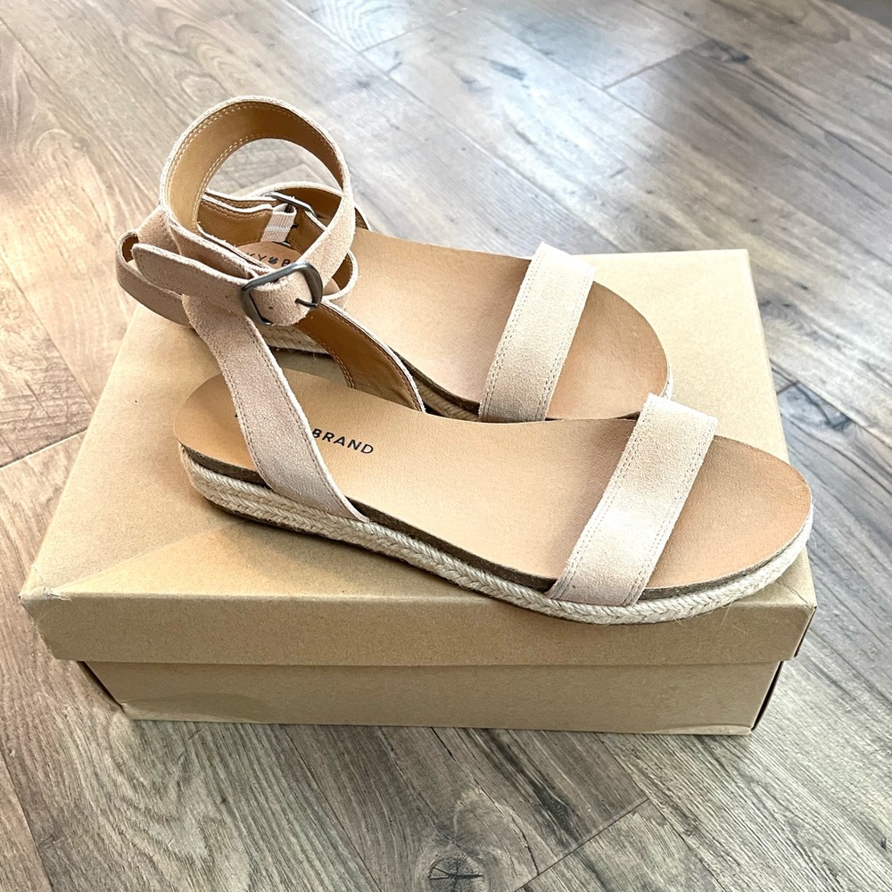Lucky brand sandals